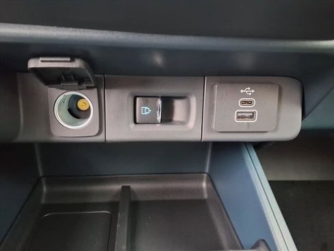 New 2026 Ford Maverick Lariat w/ 4K Tow Package image 11