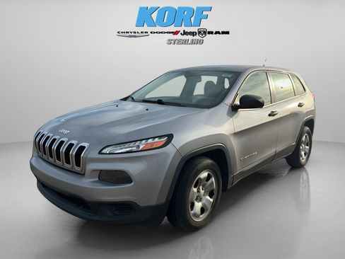 Used 2016 Jeep Cherokee Sport image 1