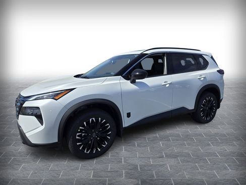 New 2026 Nissan Rogue SV AWD/4WD image 2