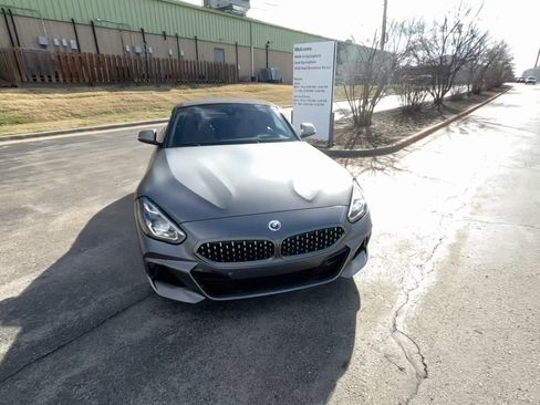 Used 2022 BMW Z4 M40i w/ Premium Package image 1