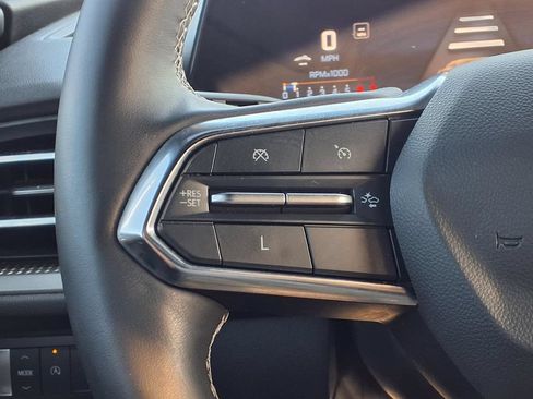 Used 2024 Chevrolet Traverse LT w/ Midnight/Sport Edition FWD image 13