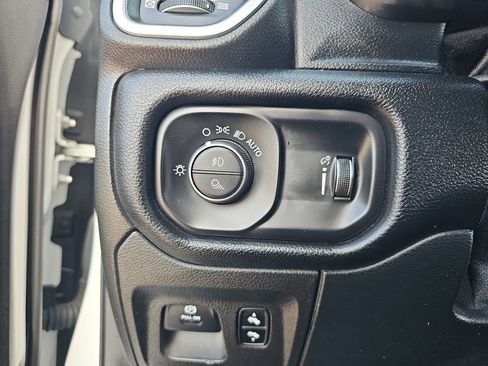 Used 2020 RAM 1500 Big Horn image 24