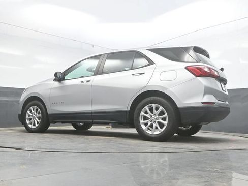 Used 2021 Chevrolet Equinox LS AWD/4WD image 45
