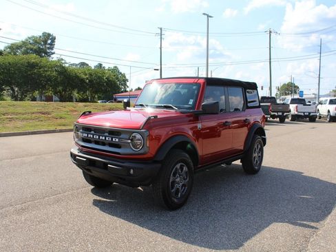 Used 2023 Ford Bronco Big Bend AWD/4WD image 2