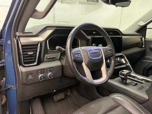Used 2024 GMC Sierra 1500 Denali w/ Denali Reserve Package AWD/4WD image 4