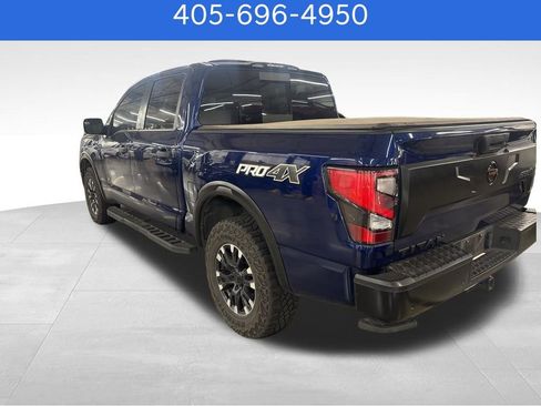 Used 2020 Nissan Titan PRO-4X w/ Pro-4x Convenience Package image 4