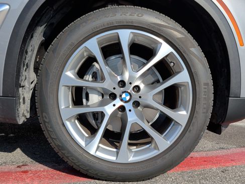 Certified 2024 BMW X5 xDrive40i w/ Premium Package image 14