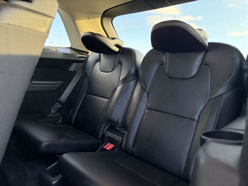 Used 2020 Volvo XC90 T6 Momentum image 14