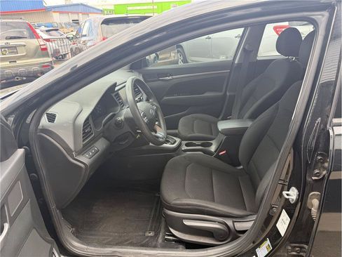 Used 2019 Hyundai Elantra SEL w/ Cargo Package FWD image 6