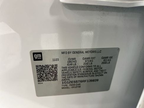 Used 2024 Chevrolet Malibu LT FWD image 29