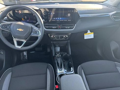 New 2026 Chevrolet TrailBlazer LT w/ Convenience Package FWD image 19