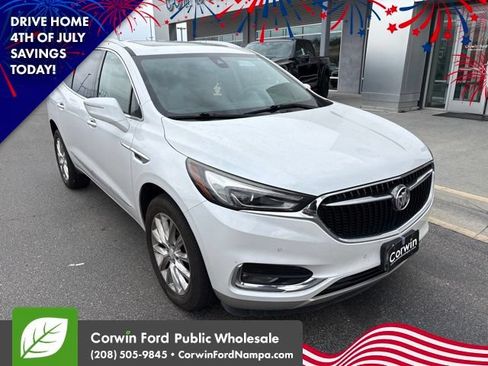 Used 2018 Buick Enclave Premium w/ Experience Buick Package AWD/4WD image 3