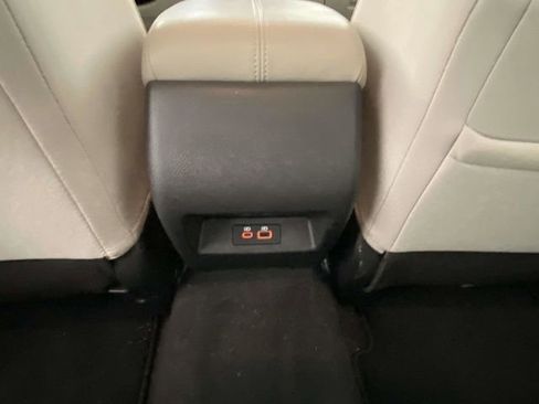 Used 2025 Nissan Altima 2.5 SV image 10