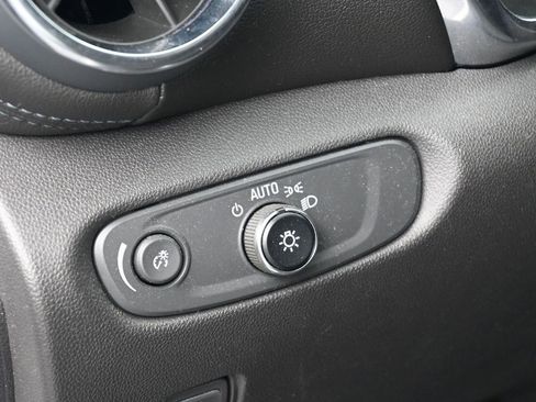 Used 2022 Chevrolet Blazer LT w/ Redline Edition image 15