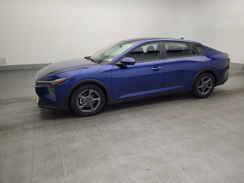 Used 2025 Kia K4 FWD image 2