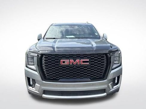 Used 2023 GMC Yukon XL Denali AWD/4WD image 2