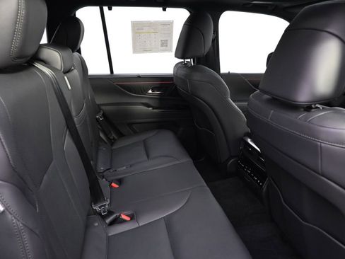 Used 2025 Lexus LX 700h Overtrail w/ Accessory Package (Z1) AWD/4WD image 18