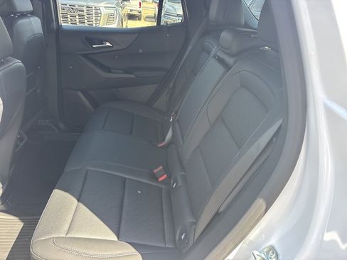 New 2027 Chevrolet Equinox LT w/ Convenience Package II FWD image 15