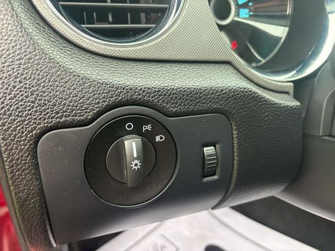 Used 2014 Ford Mustang Coupe RWD image 10