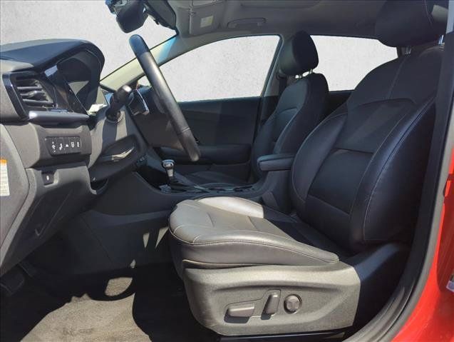 Used 2022 Kia Niro Touring Special Edition FWD image 17