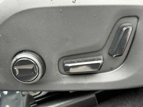 New 2026 Volvo XC90 B6 Plus w/ Protection Package image 23