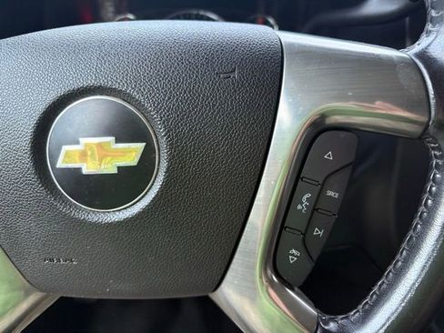 Used 2019 Chevrolet Express 2500 w/ Driver Convenience Package RWD image 14