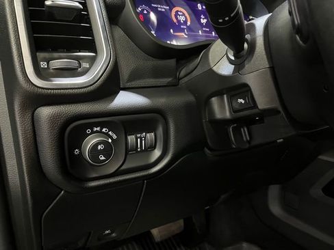 Used 2024 RAM 2500 Laramie w/ Night Edition AWD/4WD image 14