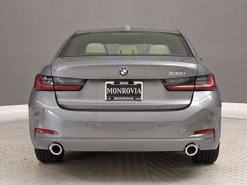New 2026 BMW 330i Sedan w/ Convenience Package RWD image 34