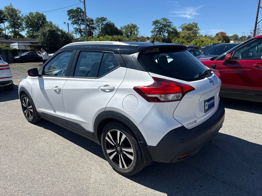 Used 2020 Nissan Kicks SV FWD image 8