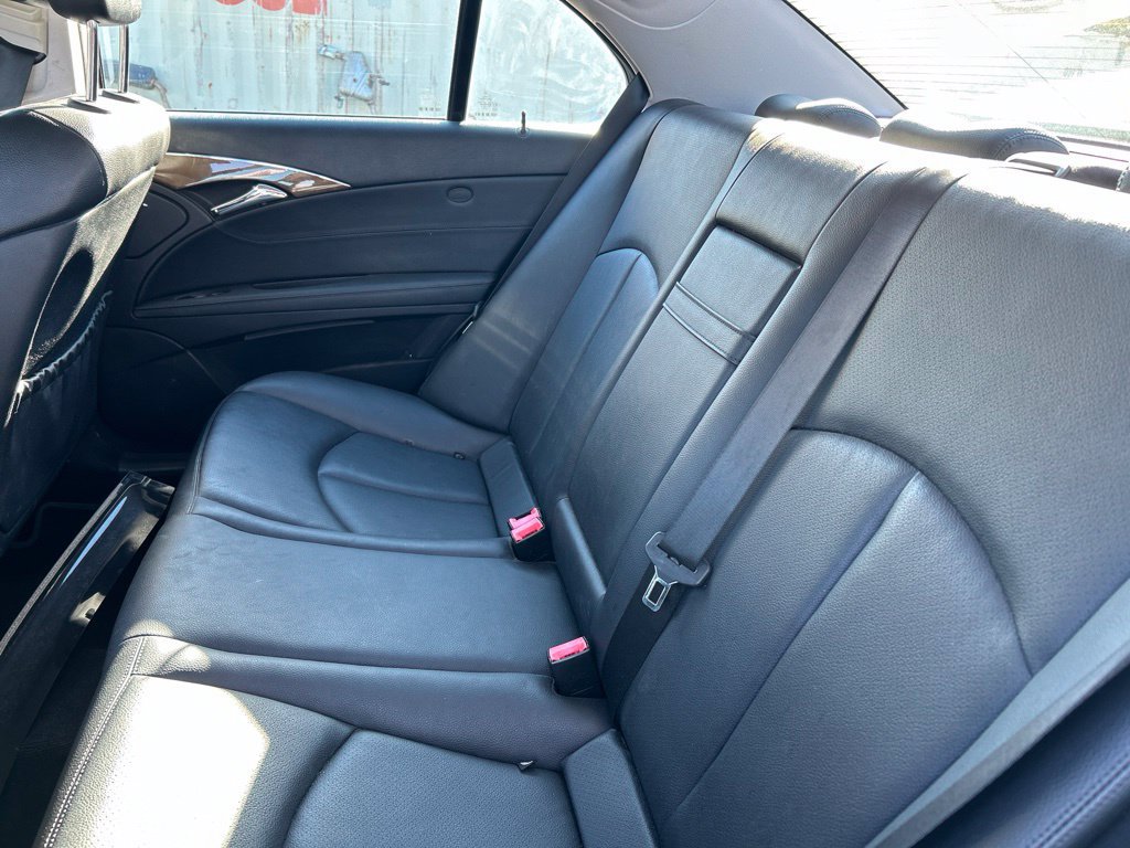 Used 2008 Mercedes-Benz E 350 Sedan image 8