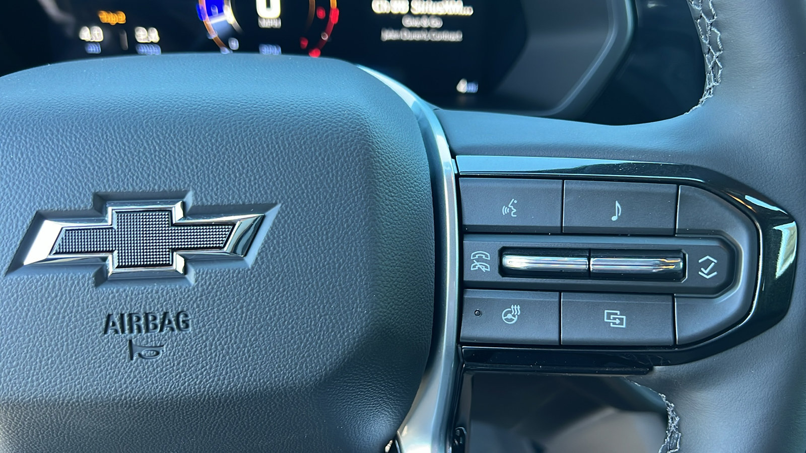 New 2026 Chevrolet Colorado Trail Boss w/ Midnight Edition AWD/4WD image 27