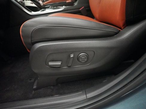 Certified 2024 Kia Carnival SX image 30