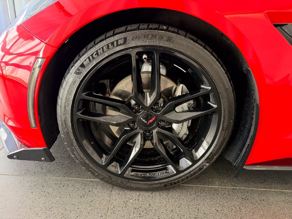 Used 2019 Chevrolet Corvette Stingray Coupe w/ 2LT Preferred Equipment Group RWD image 10