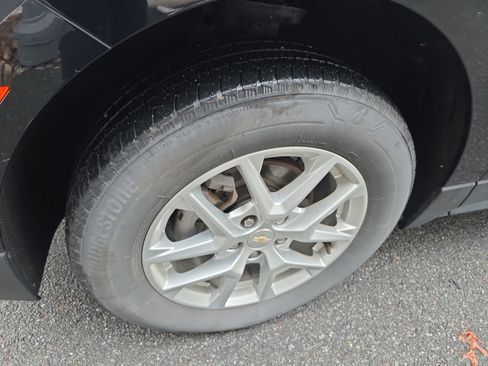 Used 2023 Chevrolet Equinox LT image 13