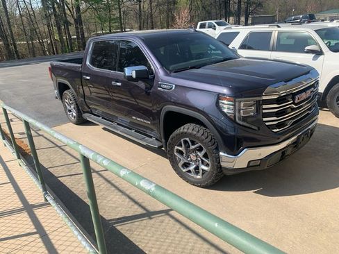 Used 2022 GMC Sierra 1500 SLT w/ SLT Premium Plus Package image 5