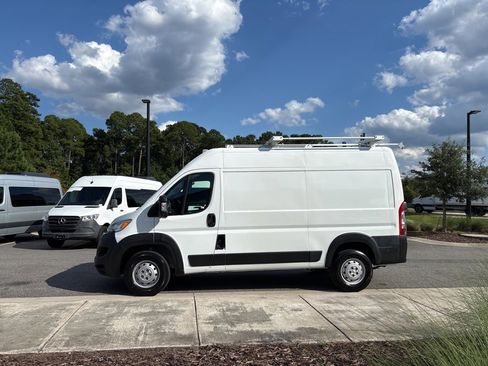 Used 2023 RAM ProMaster 2500 w/ Driver Convenience Group image 7