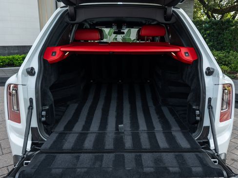 Certified 2023 Rolls-Royce Cullinan image 45