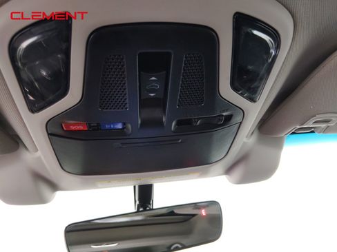 Used 2022 Subaru Outback Limited image 23