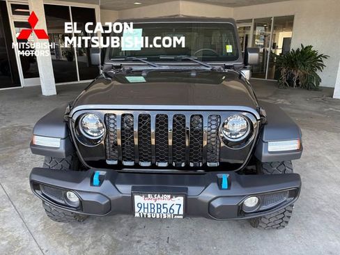 Used 2023 Jeep Wrangler Unlimited w/ Cold Weather Group AWD/4WD image 8