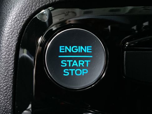 Used 2024 Ford Escape SE image 14