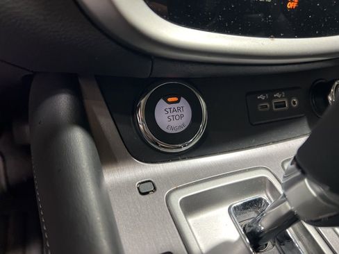 Used 2024 Nissan Murano SV image 29