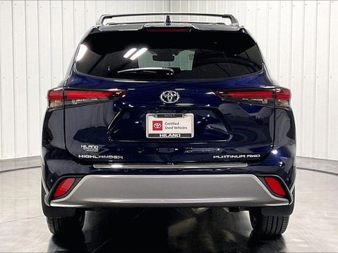Certified 2024 Toyota Highlander Platinum AWD/4WD image 4