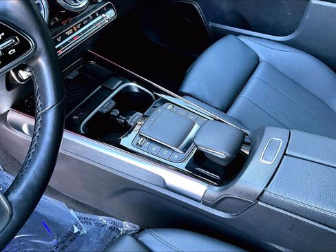 Used 2023 Mercedes-Benz EQB 300 EQB 300 w/ Pinnacle Package image 17