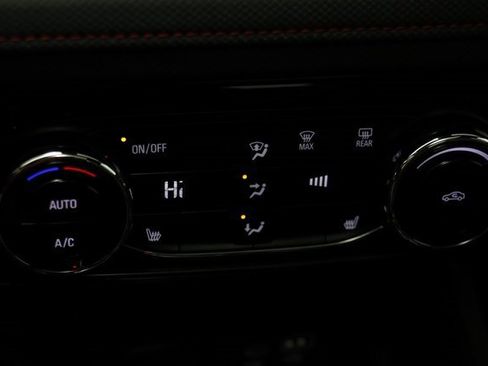 Certified 2025 Chevrolet TrailBlazer RS w/ Convenience Package image 12