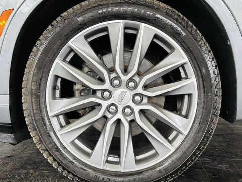 Used 2021 Cadillac XT6 Sport AWD/4WD image 26