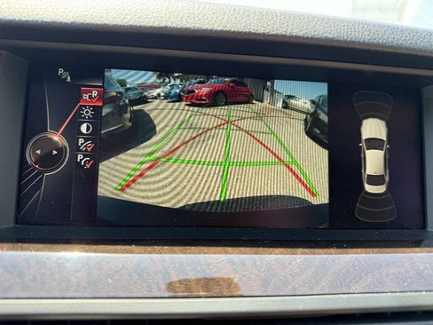 Used 2015 BMW 528i Sedan RWD image 10