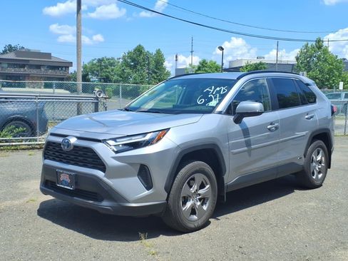 Certified 2024 Toyota RAV4 XLE w/ Convenience Package AWD/4WD image 3