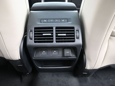New 2025 Land Rover Discovery Sport S AWD/4WD image 18
