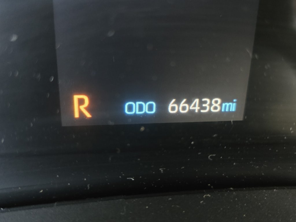 Used 2022 Toyota Sienna XLE FWD image 27