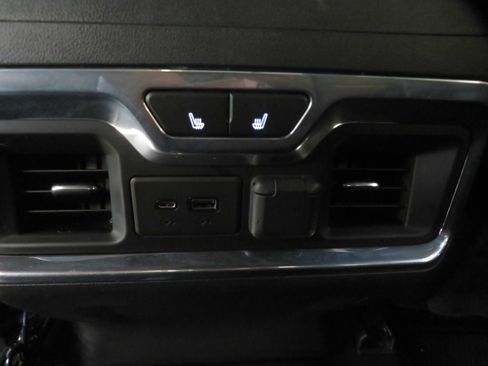 Used 2021 GMC Sierra 1500 AT4 w/ AT4 Premium Package AWD/4WD image 53